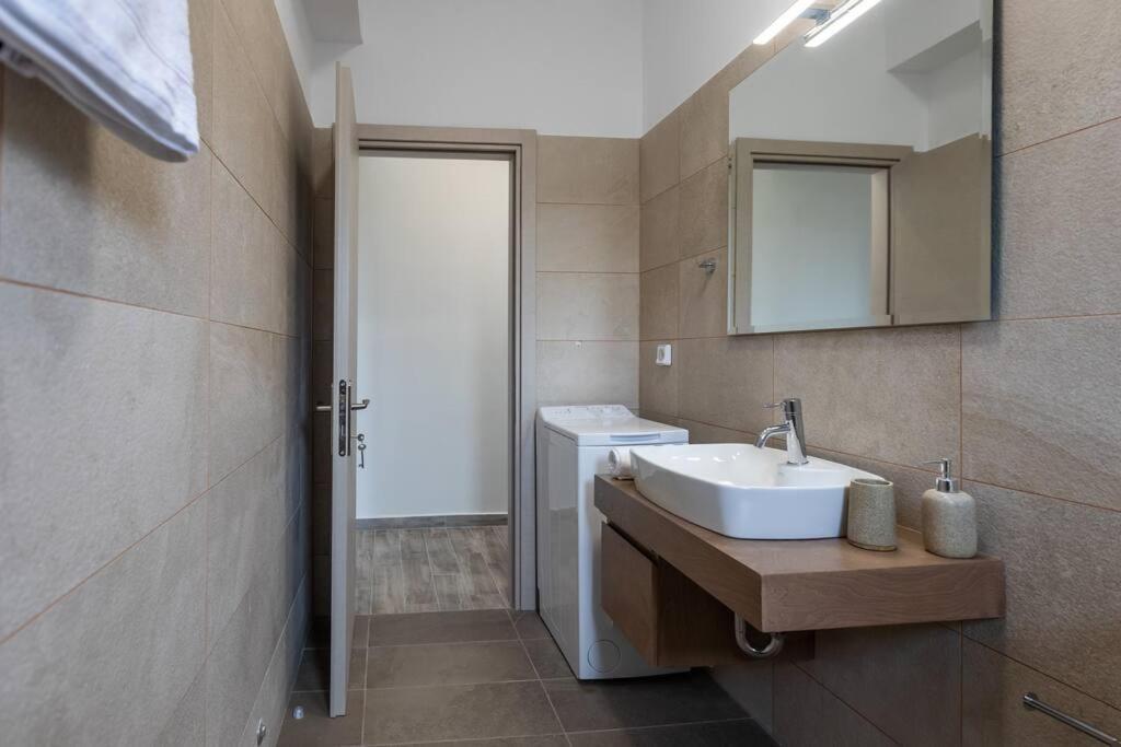 Apartamento O Palaios Fournos Tou Andrea Kardhakáta Exterior foto